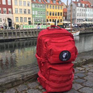 röd ryggsäck